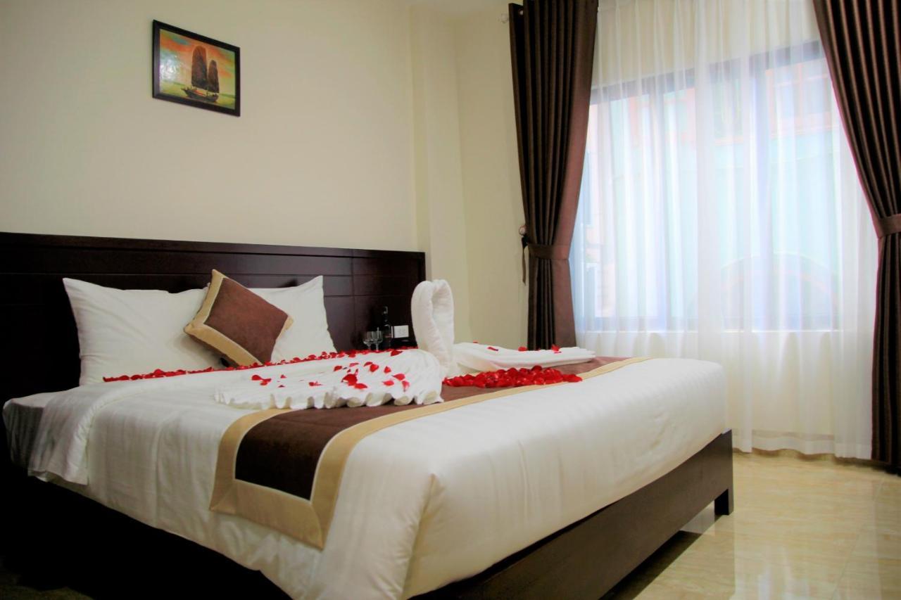 New Sun Hotel Ha Long Esterno foto